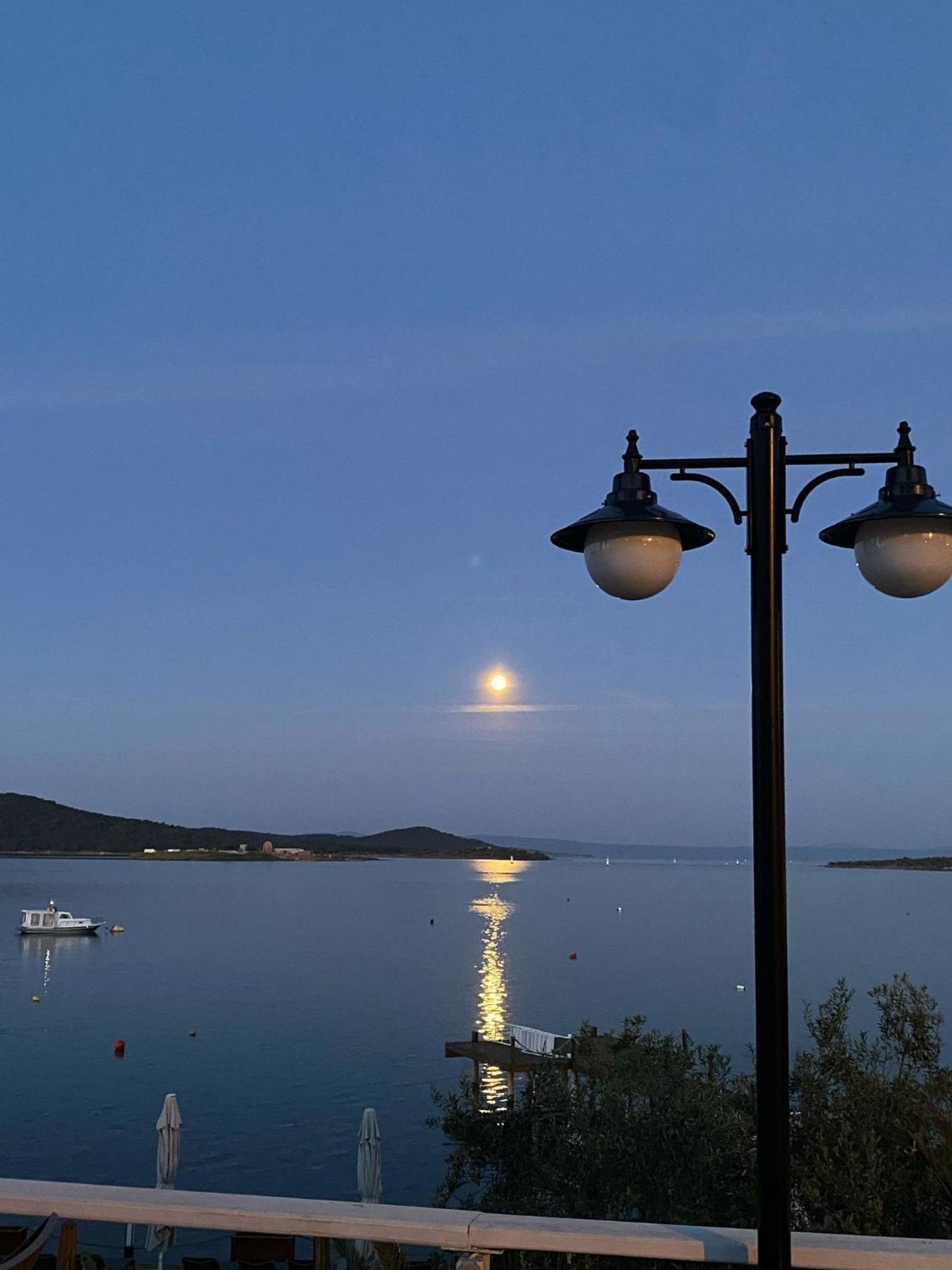 Cunda Panorama Otel Ayvalı Εξωτερικό φωτογραφία
